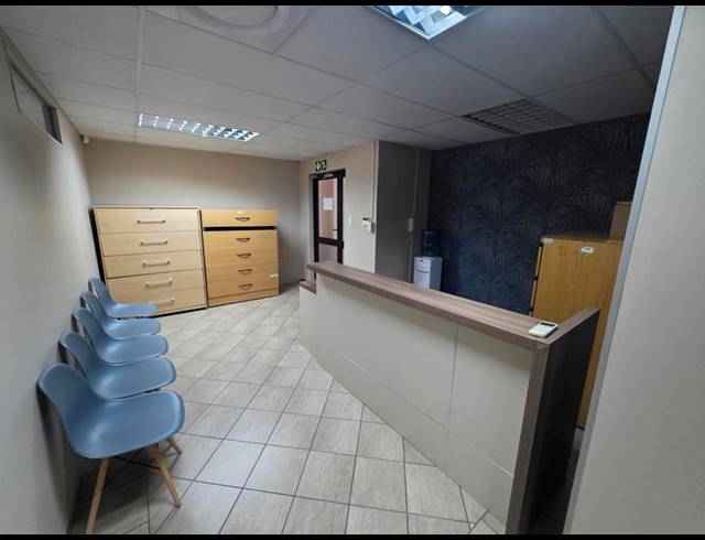 BUSINESS PROPERTY TO RENT IN TYGER VALLEY